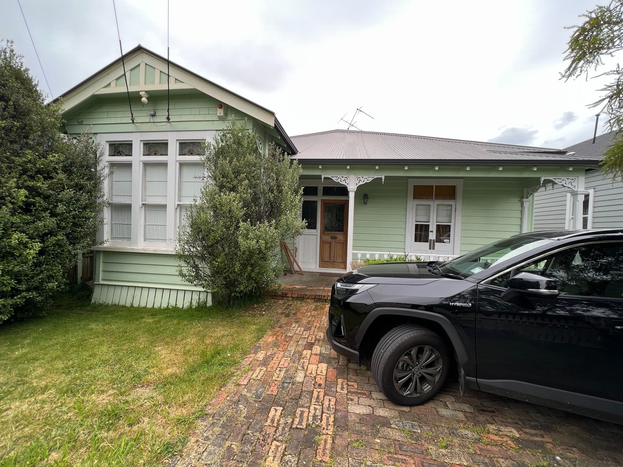 old_painting_auckland